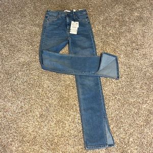 Zara split skinny hi-rise jeans! NWT!